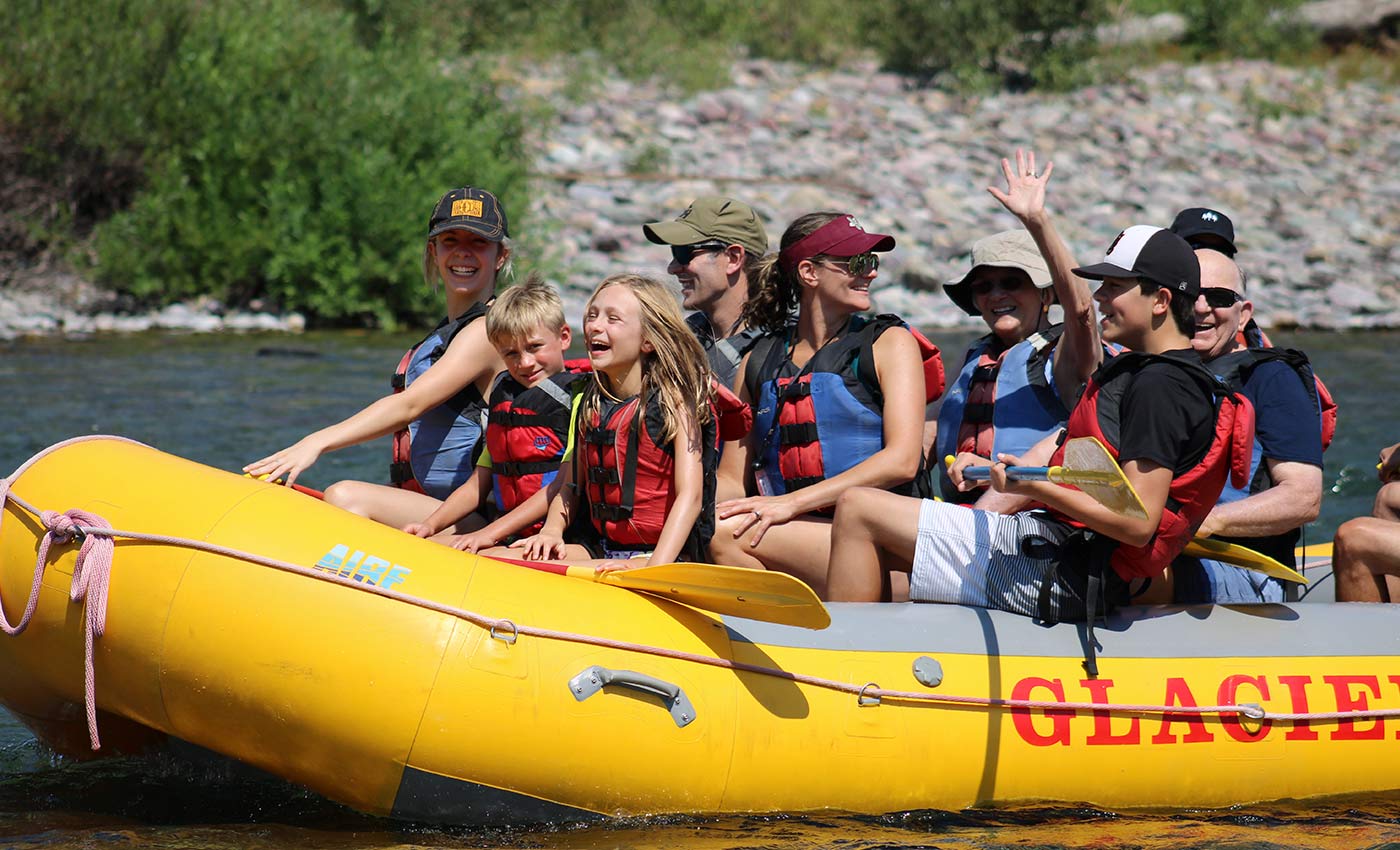 https://www.glacierparkcollection.com/GlacierParkInc/media/Images/Activities/Glacier-Raft-Co/PX-Family-Blond-Kids-Front-Raft.jpg?ext=.jpg