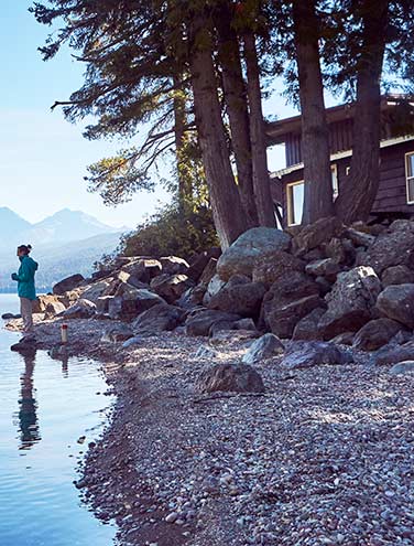 Apgar Village Lodge & Cabins