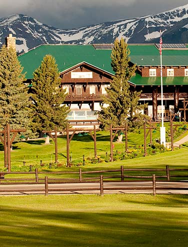 Glacier Park Lodge