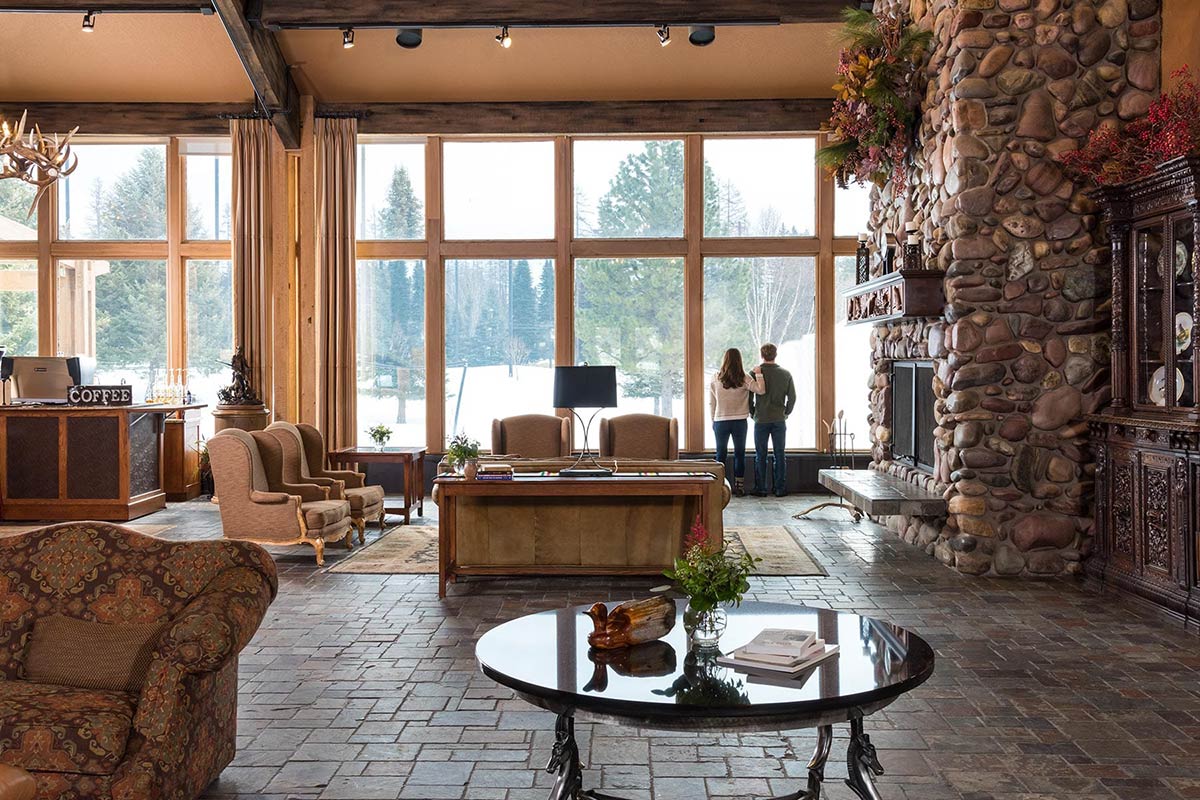 Hotel Grouse Mountain Lodge in Whitefish Montana