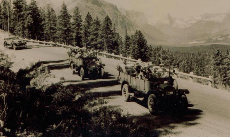 Glacier Transportation transporting guests through the mountains