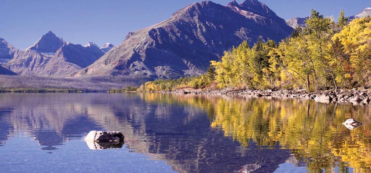 Lake and fall colours