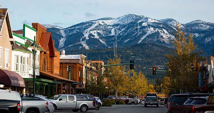 A few of Central Ave in downtown Whitefish.