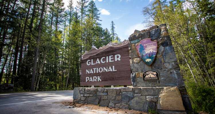 Glacier National Park Sign